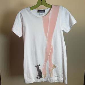 VTG 2000 Nat Geo Ballerina Kitty Tee